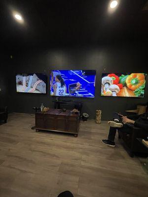 Islands Cigar Lounge