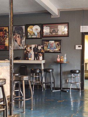 5th Level Restaurant & Cafe