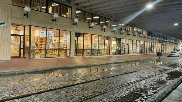 "Hyatt Tunnel". Savannah Bee Company and Southern Christmas shops visible.