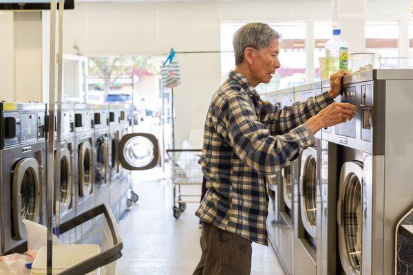 EZ Coin Op Laundromat