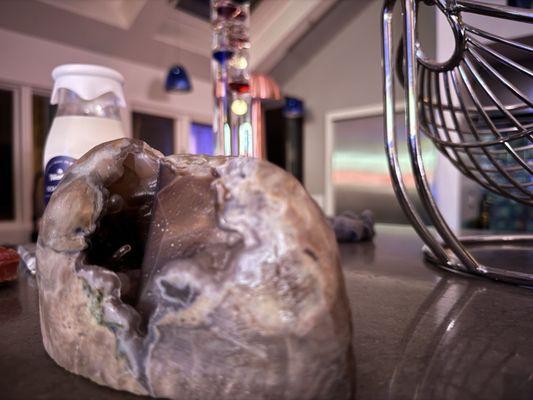 UV reactive agate from Spunky's