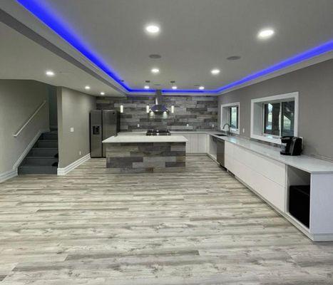 E &E construction group