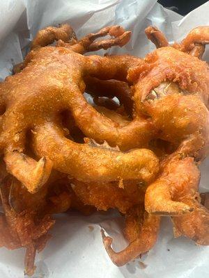 3 pair of fried crabs