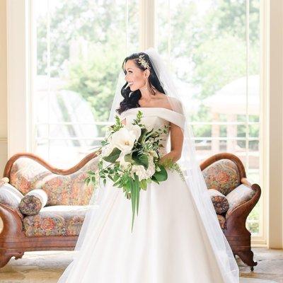 Kaytlin Hanson - Blue Violet Florist