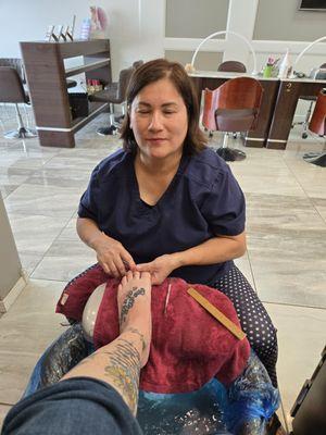 Cindy #1 pedicure pro!!!!