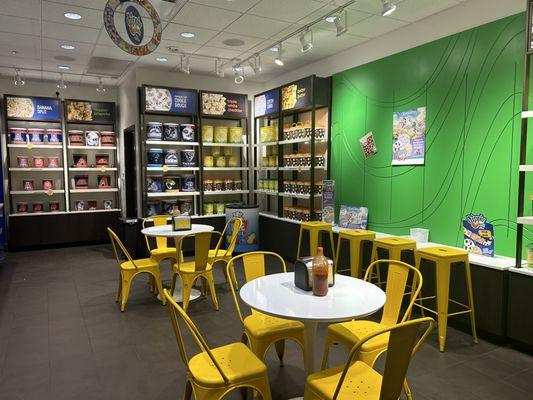 Dippin Dots & Doc Popcorn