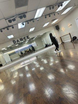 Yemaya Salsa Dance Company