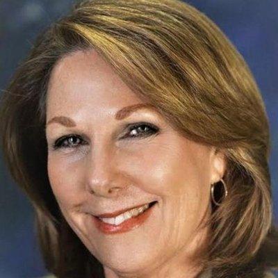 Diana Ofoia - United Real Estate