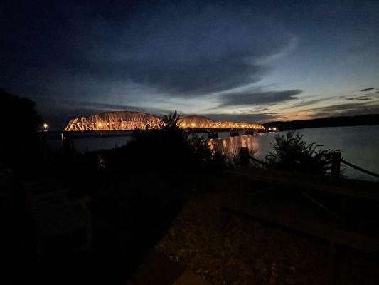 The bridge over the Mississippi
