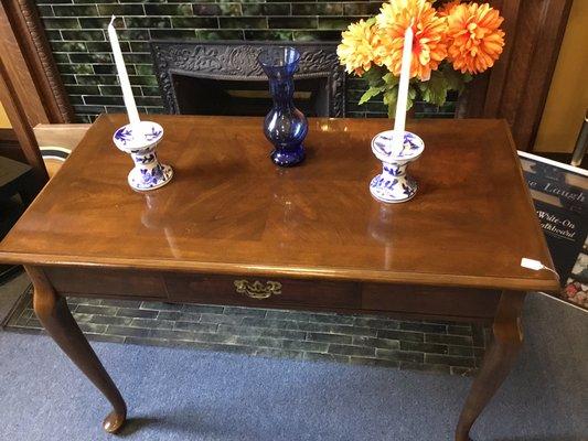 Gorgeous sofa table & decor