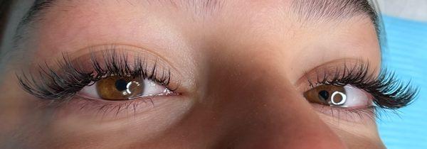 Little House Of Lashes