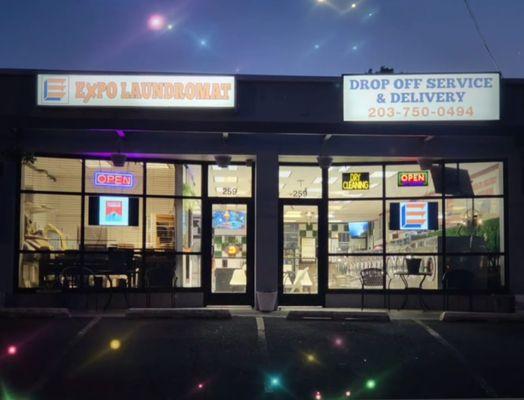 Expo Laundromat & Dry Cleaning
