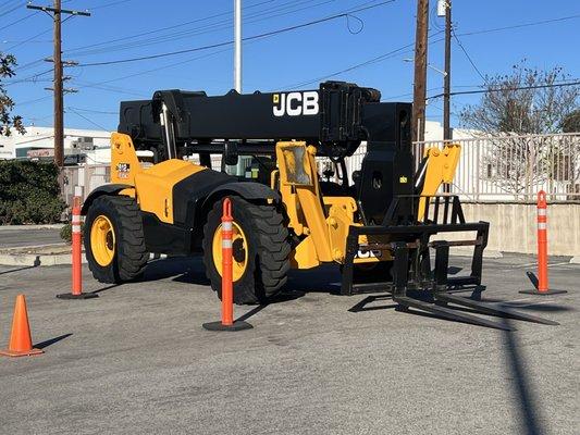 Refresher... Telehandler