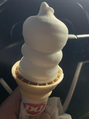 Medium ice cream cone