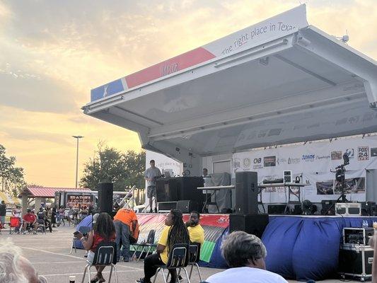 Woodson Park Aquatic Center