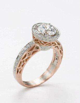 Custom engagement rings