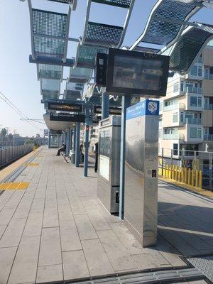 Expo/Sepulveda Metro Station