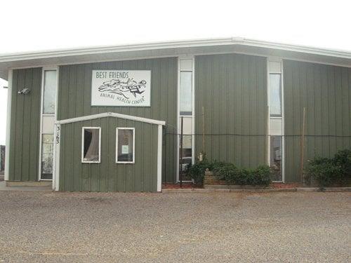 Best Friends Animal Health Center