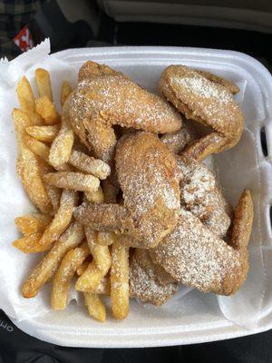 6 piece wings with fries (extra lemon pepper)