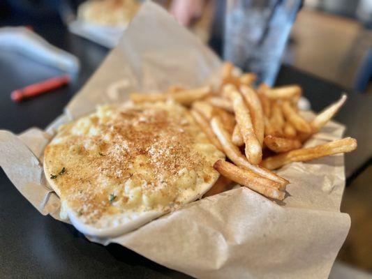 Kids' mac and cheese