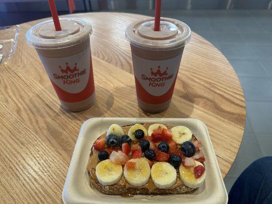 One Peanut Power Plus, one Metabolism Boost Dark Chocolate Banana, and a peanut butter & fruit toast.