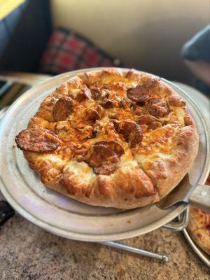 Small Buffalo chicken pizza