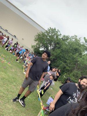 This man kept being awkward whatching me my daughter