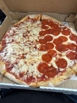 Big John's Pizza Queen