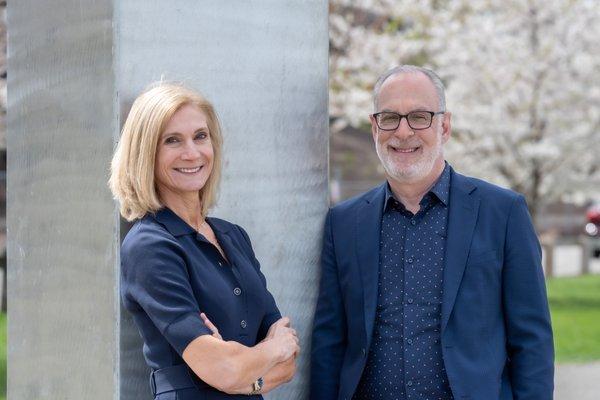 Nadia van Hauwaert and Kenneth Lefkowitz from the NVHomes Team at Houlihan Lawrence.