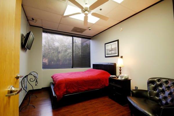 David W. Michalak, MD