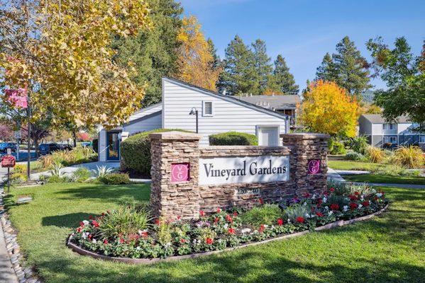 Vineyard Gardens Apartments