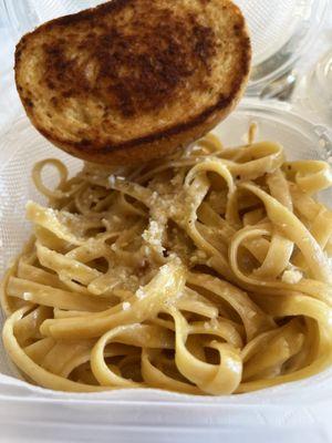 Kids Fettuccine Alfredo