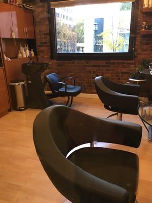 Warm and inviting salon in the heart of Bethesda