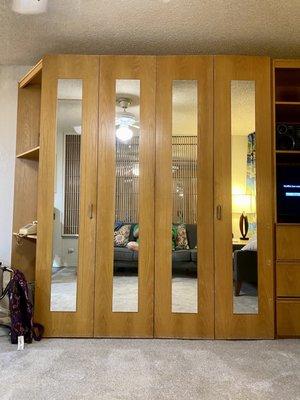 07.13.22 Murphy Bed inside