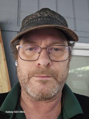 Lakemont Eye care helped me . Ok I only have a few letters. They did so right by me and my sunglasses. I'll never go anywhere else.forever g