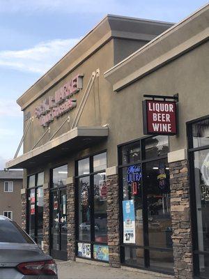 B&K Liquor Market