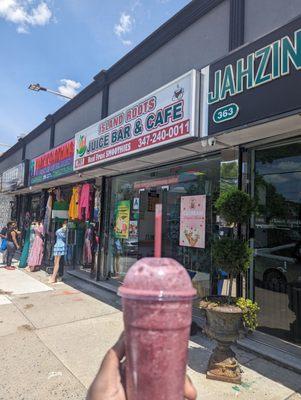 Island Roots Juice Bar And Cafe