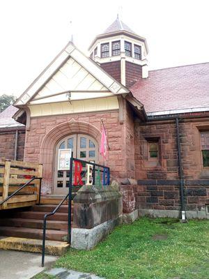 Emily Williston Memorial Library