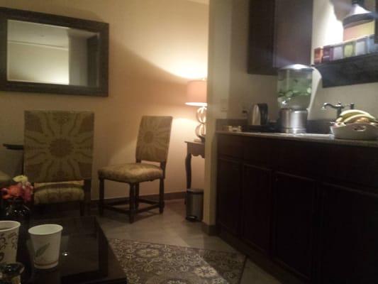 I really enjoyed my massage here. This is the cute little waiting room:)