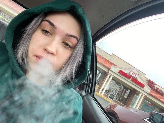 Sid's Eyebrow Threading