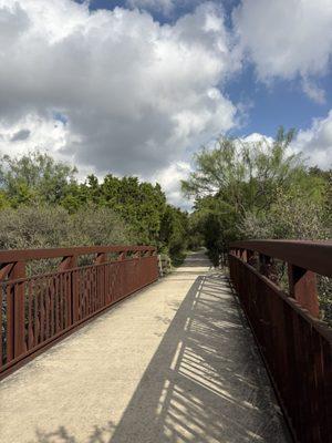 Valero Park Trailhead