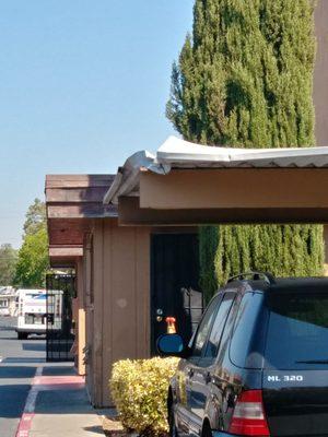 Royalcrest Apartments