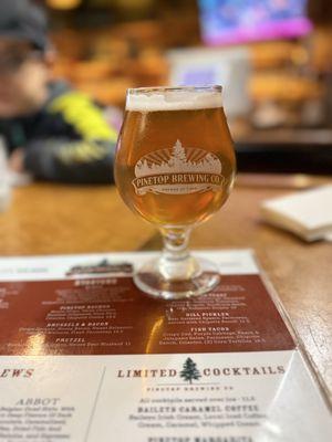 Chardonnay blonde beer