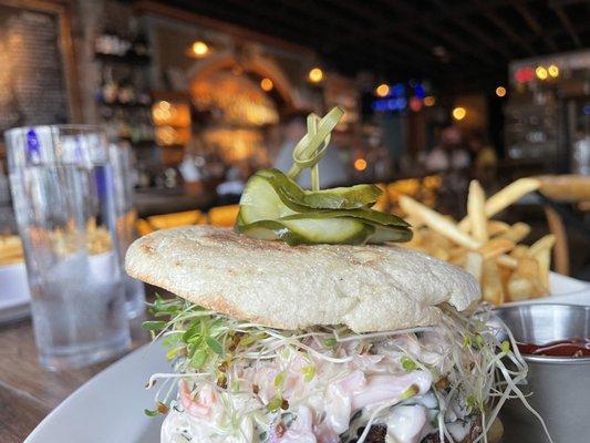 Crabtree's NY and Main