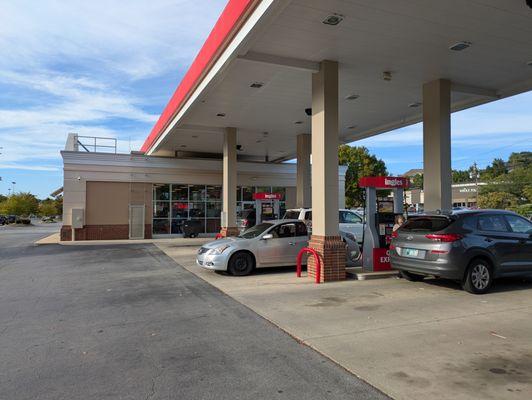 Ingles Gas Express, Asheville