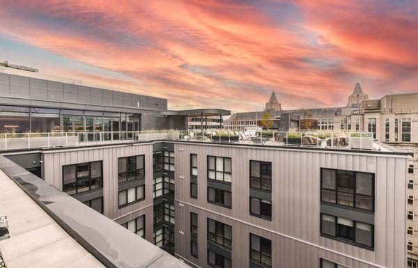 Rooftop Aqua Lounge with seating and stunning views!