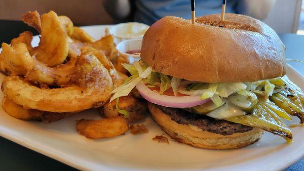 Ringo's Bar And Grill