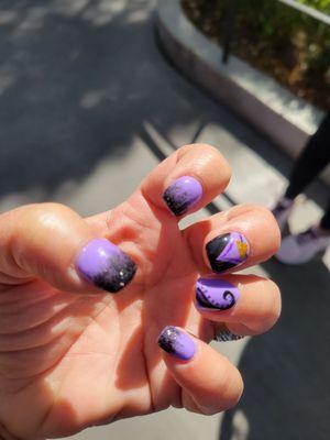 My amazing Ursula Nails.