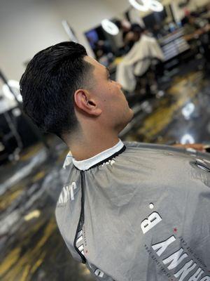 Head Liner’s Barbershop