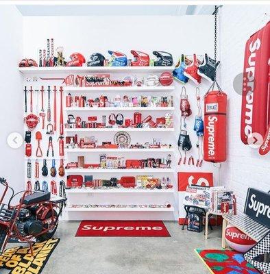 exhibit and auction Dec. 2 -